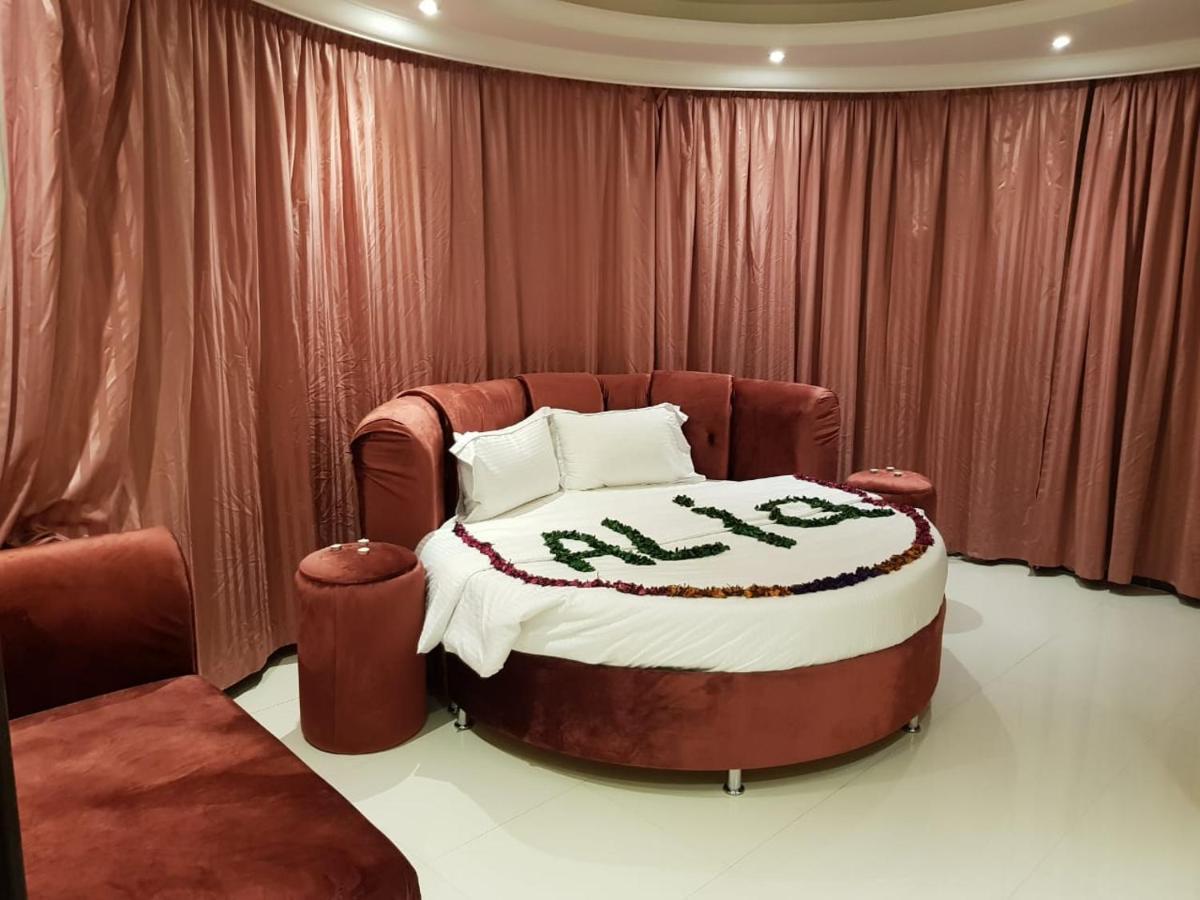 فندق الميثاق بواسطة سما ستار 4* Riyadh